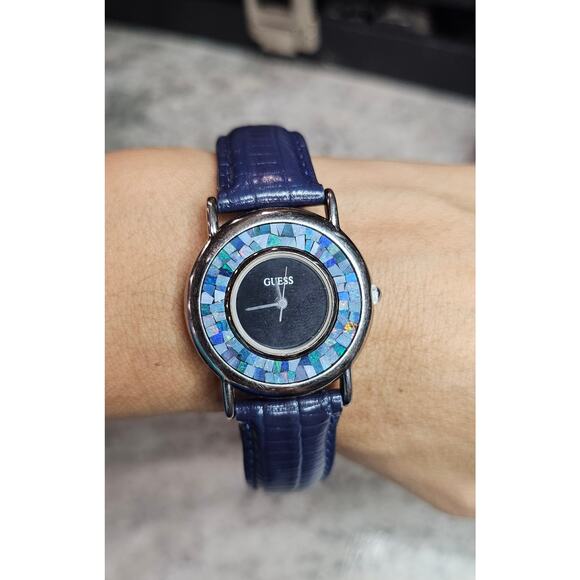 ⌚ Vintage GUESS Watch Opal Mosaic Bezel - Stainless Steel Blue Leather - Picture 5 of 5